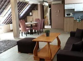 Szabó Lux Apartman