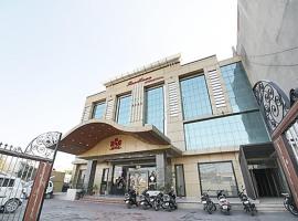 Randhawa Hotel Amritsar，位于阿姆利则拉加杉锡国际机场 - ATQ附近的酒店