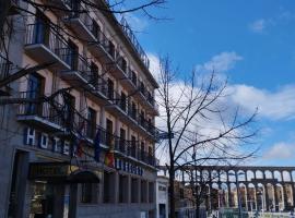 Hotel ELE Acueducto，位于塞哥维亚的酒店