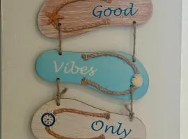 Beachfront Studio, fully equipped