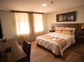 Padom Business Hotel，位于布拉干萨-保利斯塔的酒店