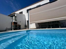Casa Rural Cascadas del Hueznar，位于圣尼科拉斯德尔普埃尔托的酒店