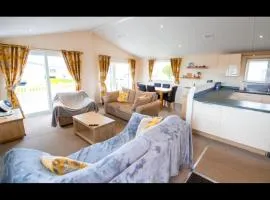 MP629 Parkdean Camber Sands