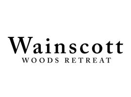 Wainscott Woods Retreat，位于Wainscott的酒店