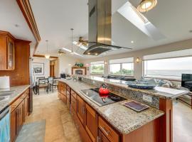 Crescent City Getaway with Panoramic Ocean Views!