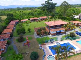 FINCA HOTEL LAS CABAÑAS DEL Parque，位于普韦布洛保的酒店