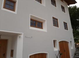 Ferienwohnung Bauer Katrin und Florian，位于基姆湖畔普林的豪华型酒店