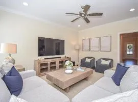 Southern Charmer in Auburn