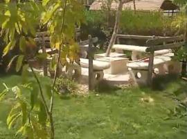شقه ارضي بحديقة خاصه في النورس，位于伊斯梅利亚的酒店