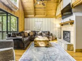 Spacious Jasper Cabin with Decks and Pool Access!