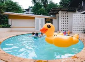 118 Pool Villa in town near CMU & Nimman