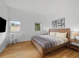 Bloomfield, Shadyside !B Spacious and Bright Private Bedroom with Shared Bathroom