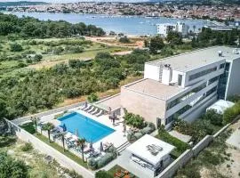 Family-friendly apartments with swimming pool Novalja, Pag - 15882