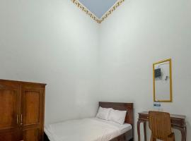 Hotel Grand New Si Jago Mitra RedDoorz，位于Kebumen的酒店