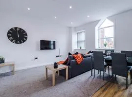 New Stunning 2-Bedroom Apartment - Sleeps 4