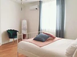 Maison Bon Ton
