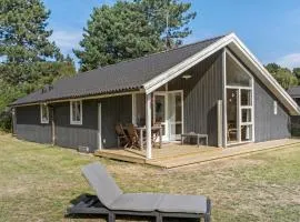 Nice Home In Rødby With Kitchen