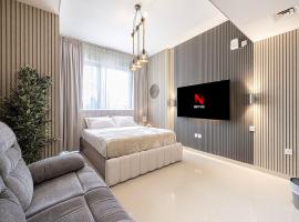 5 Star Studio Apartment at Uptown Al Zahia，位于Ḩiz̧āyib az Zānah的酒店