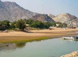 3BR villa BBQ Private pool and maidroom