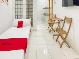 RedDoorz Syariah at Jalan RA Kosasih Sukabumi，位于苏加武眉的酒店