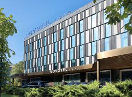 Novotel Living Almaty Jetisu，位于阿拉木图的酒店