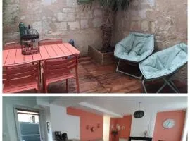 Appart chaleureux avec terrasse