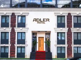 Adler Hotel，位于普里兹伦的酒店