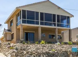 River View Retreat - Both Ocean and River Views