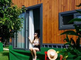 MIYA GARDEN YALIKAVAK TINY HOUSE HOTEL Bodrum，位于亚力卡瓦克的酒店