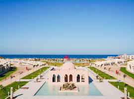Sentido Reef Oasis Suakin Resort，位于马萨阿拉姆的度假村