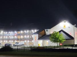 瓦达利亚/戴顿国际机场速8酒店，位于万达利亚的酒店