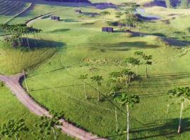 Brumas Casa de Campo - Cambará do Sul，位于坎巴拉的酒店