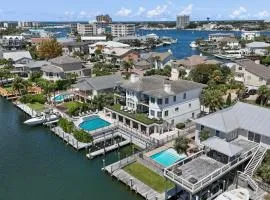 Waterfront Dream House Pool Golf Cart & Dock