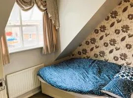 Piccadilly Rooms near City Centre