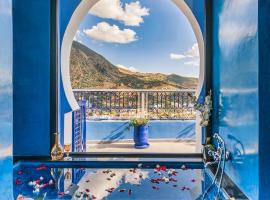 TAJ CHEFCHAOUEN Luxury Hotel and Spa，位于舍夫沙万的酒店