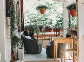 Al Moin Beds & Homes