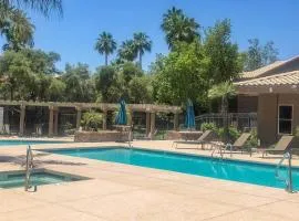 Charming Home Near Six Flags
