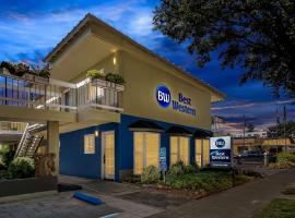 贝斯维斯特大学旅舍，位于戴维斯的酒店