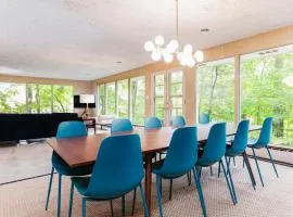 Heart of Indiana Dunes National Park with Hot Tub