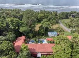 贝胡科海滩酒店