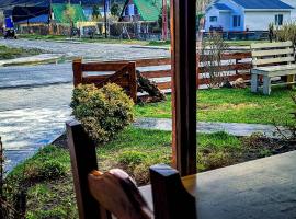 Constantino Hostel by lo de Guille，位于厄尔查尔坦的酒店