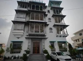 Khamma Ghani A Boutique Hotel