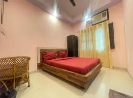 Goroomgo The Aradhya Gange Residency Rishikesh- Perfect Location And Comfortable Room