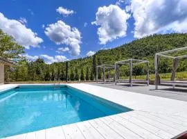 3 Bedroom Stunning Home In Piobbico