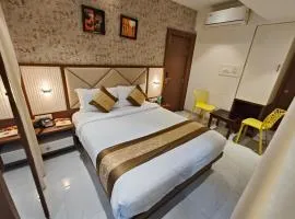 Hotel Pearl Residency