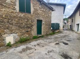 Petite maison de charme，位于Saint-Rambert-en-Bugey的酒店