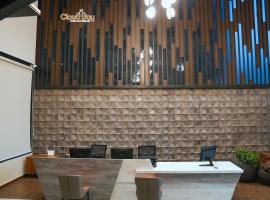 Hotel Cloud bay MANJERI，位于Manjeri的酒店