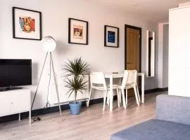 The Seaview Apartment - Margate Beach - By Goldex Coastal Breaks