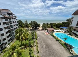 Bayu Beach Resort PortDickson Santai PD Homestay Penthouse Seaview，位于波德申的度假村