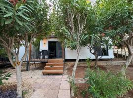 OtelOX Ayaş Beach Bungalov，位于Erdemli的公寓式酒店
